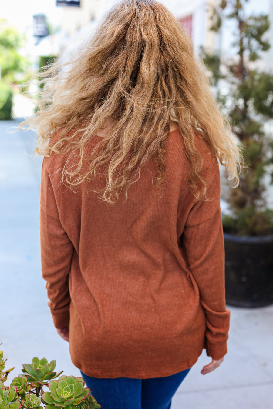 Burnt Orange Ribbed V Neck